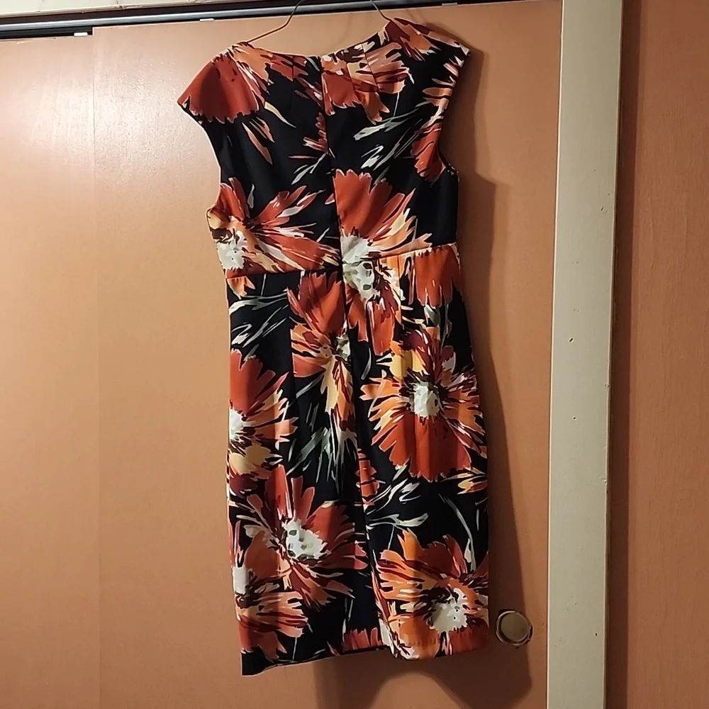Connected Apparel - Picture 3 of 4